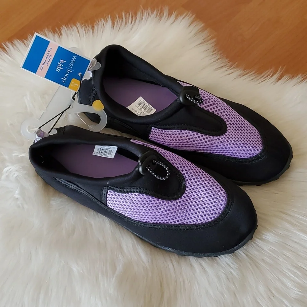 NWT West Loop girls purple black water shoes sz 4/5